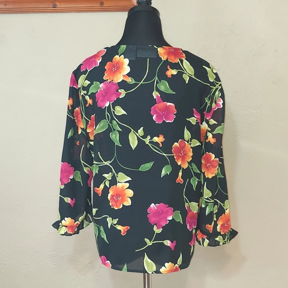Woman's Worthington Floral Sheer Wrap Blouse - Picture 4 of 7